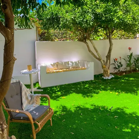 The Sea & Garden 1 Apartment *