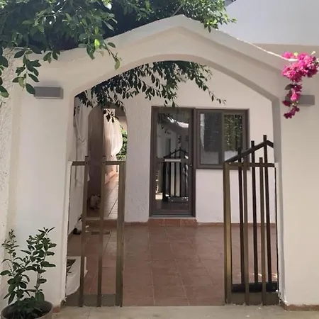 Daire The Sea & Garden 1 Agia Pelagia